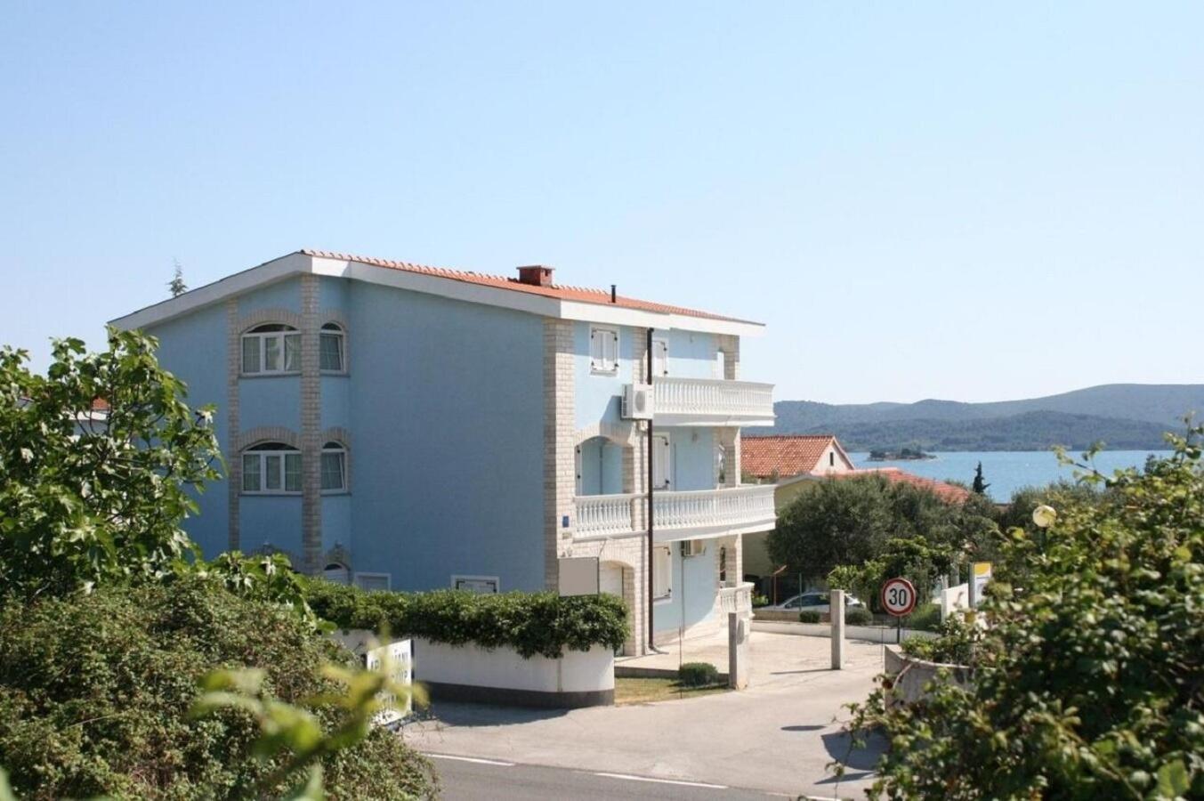 Apartments Vese スヴェティ・ペタル エクステリア 写真