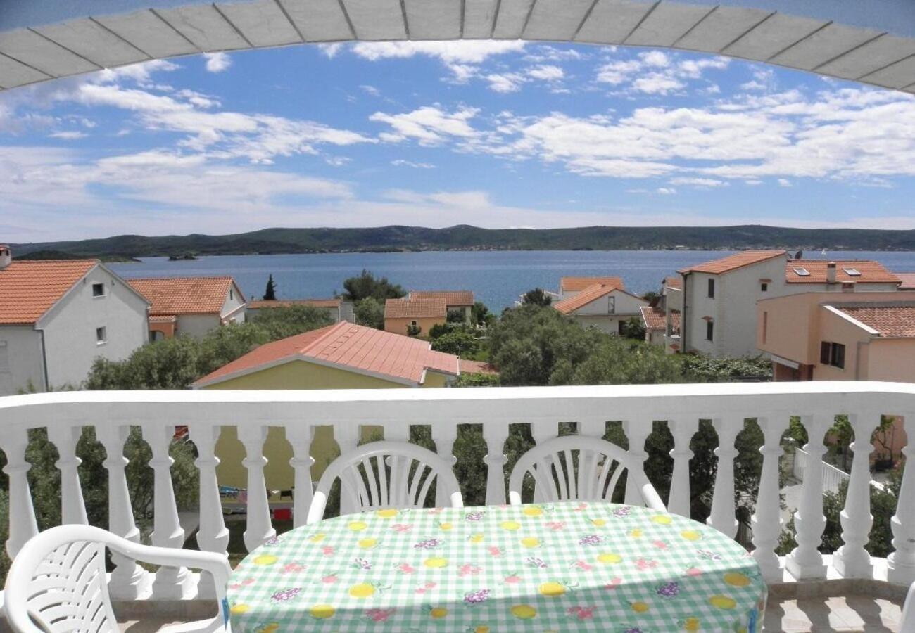 Apartments Vese スヴェティ・ペタル エクステリア 写真